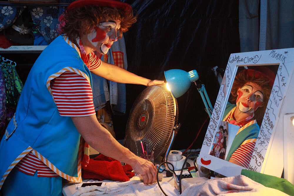 Goldie gets ready for final shows. Photograph — Matt Devlin.