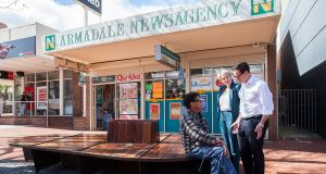 Cedric Hohrmann from Armadale talks crime with Labor candidate for Canning Matt Keogh and deputy Labor leader Tanya Plibersek in the Jull Street mall. Photograph — Matt Devlin.