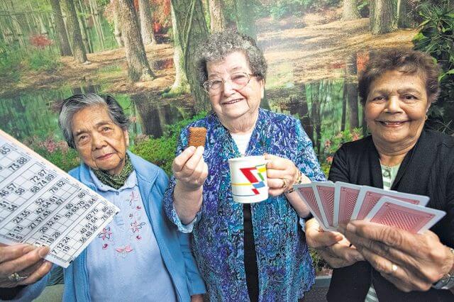 Angie Stone, Myra Cunningham and Noreen Vallis enjoy a day of socialising at the club. Photographs — Matt Devlin.