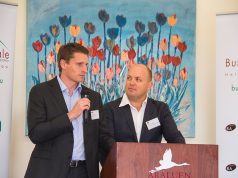Member for Canning Andrew Hastie introduces Liberal candidate for Burt Matt O’Sullivan to the business crowd. Photograph — Robyn Molloy.