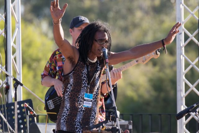 CAN Live at the amphitheatre2